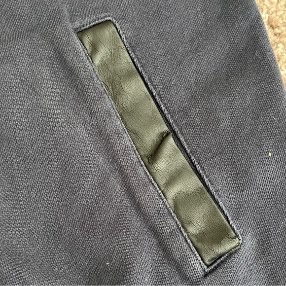 Carolina Herrera Navy Blue Jakcet - Picture 5 of 8